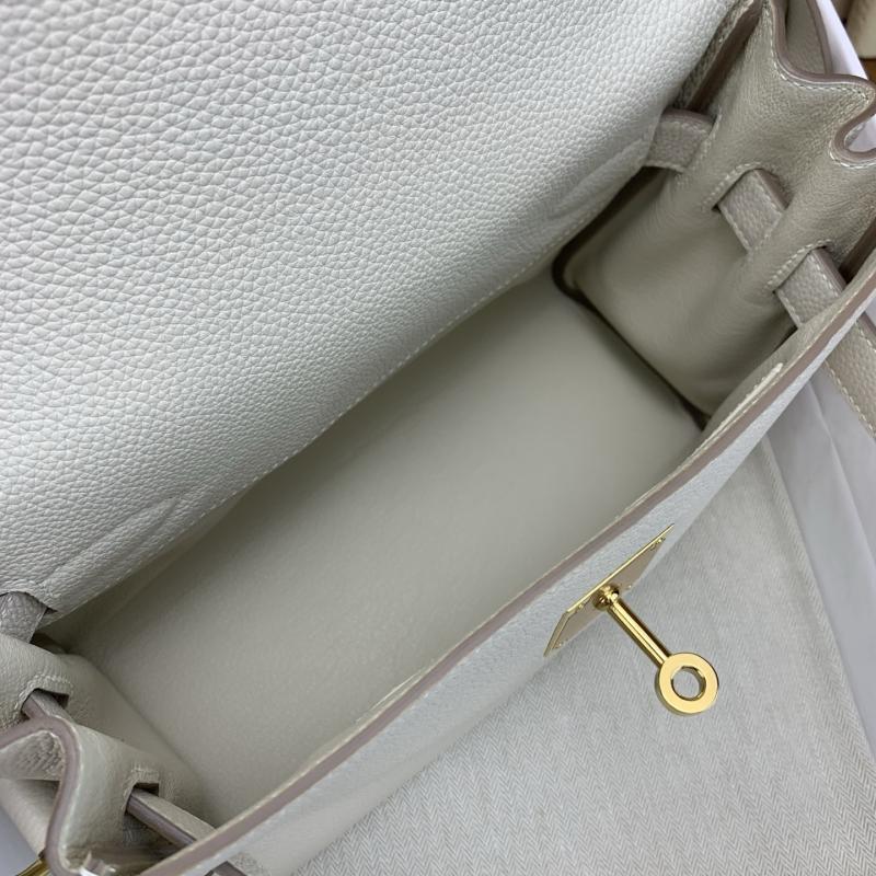 Hermes Kelly Messenger Bag Craie with Gold HM1030