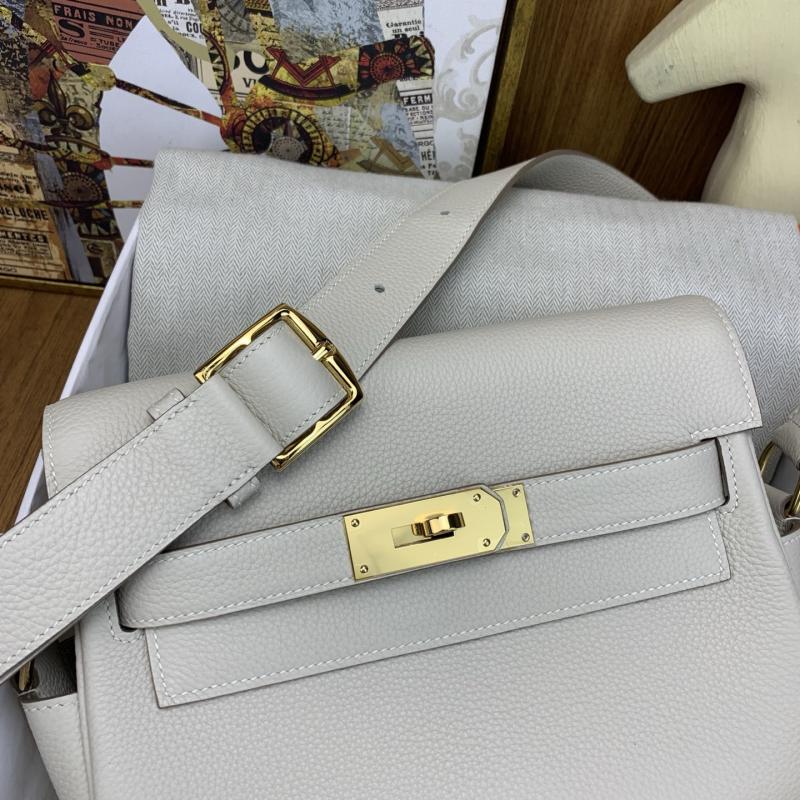 Hermes Kelly Messenger Bag Craie with Gold HM1030