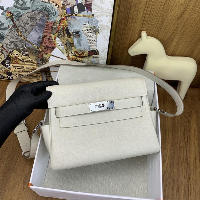 Hermes Kelly Messenger Bag Craie with Silver HM1030