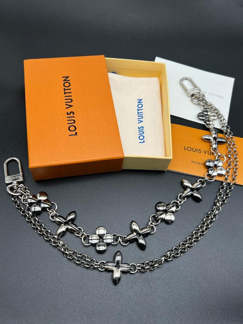 LV Bag Charm B110902