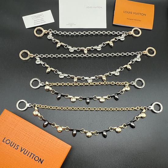 LV Bag Charm B110905