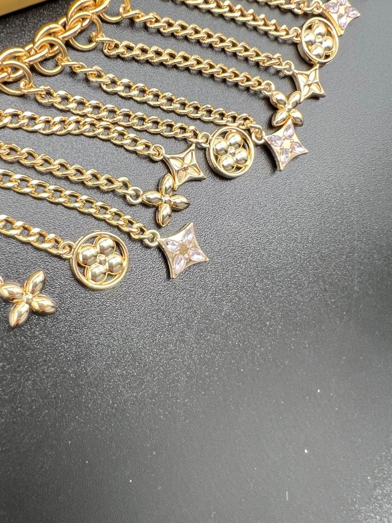 LV Bag Charm B111002