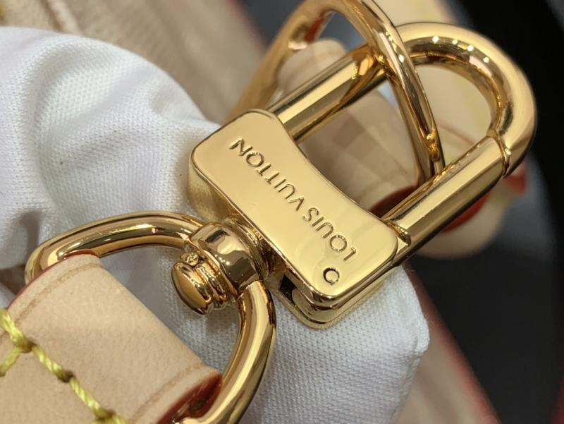 Louis Vuitton Alma BB M25728