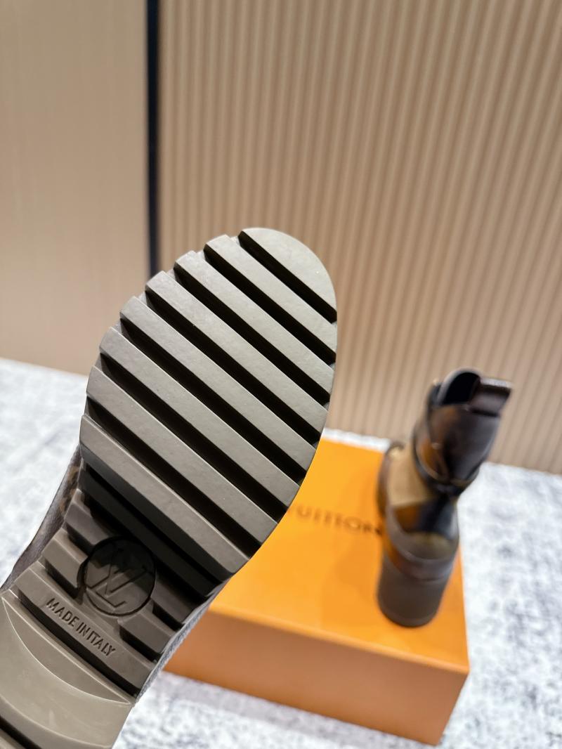 Louis Vuitton Boots DLS112515