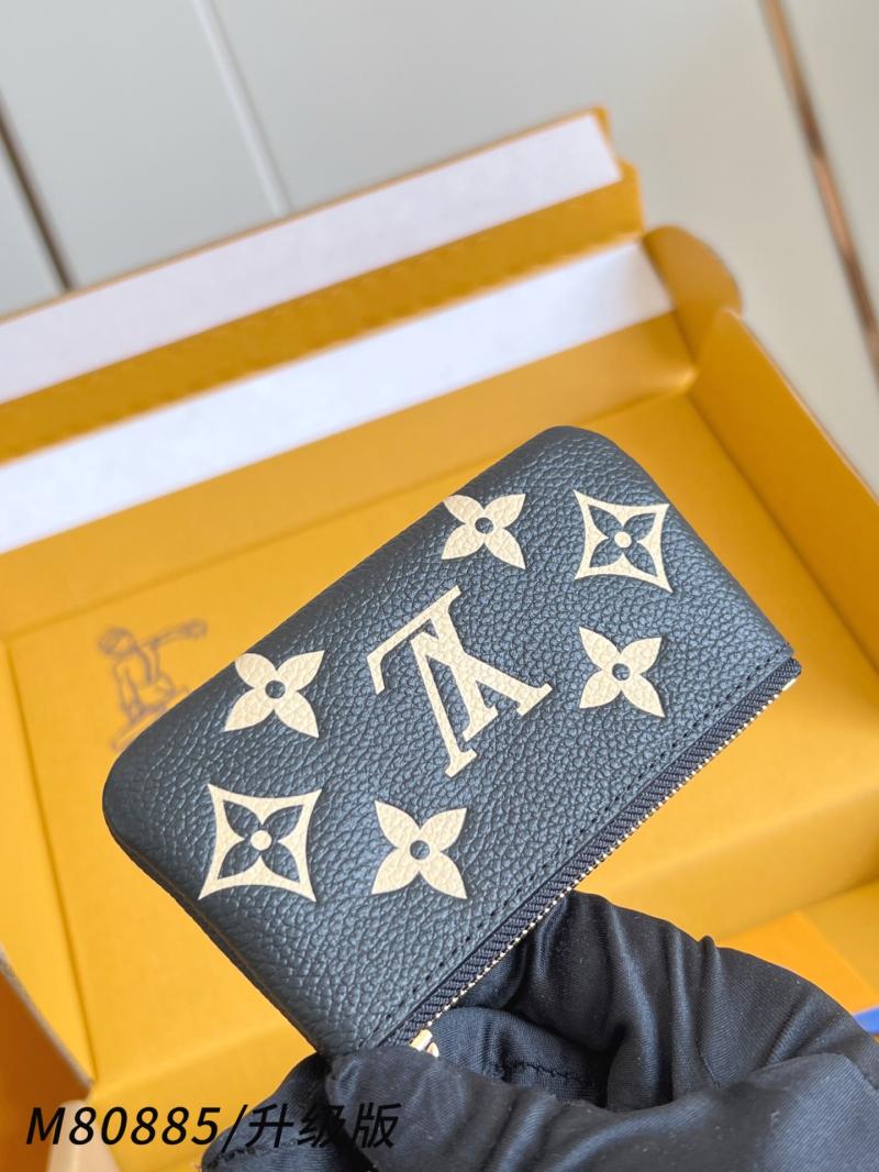 Louis Vuitton Key Pouch M80885