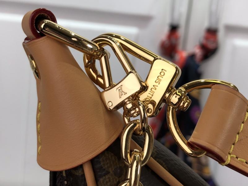 Louis Vuitton Loop M81098