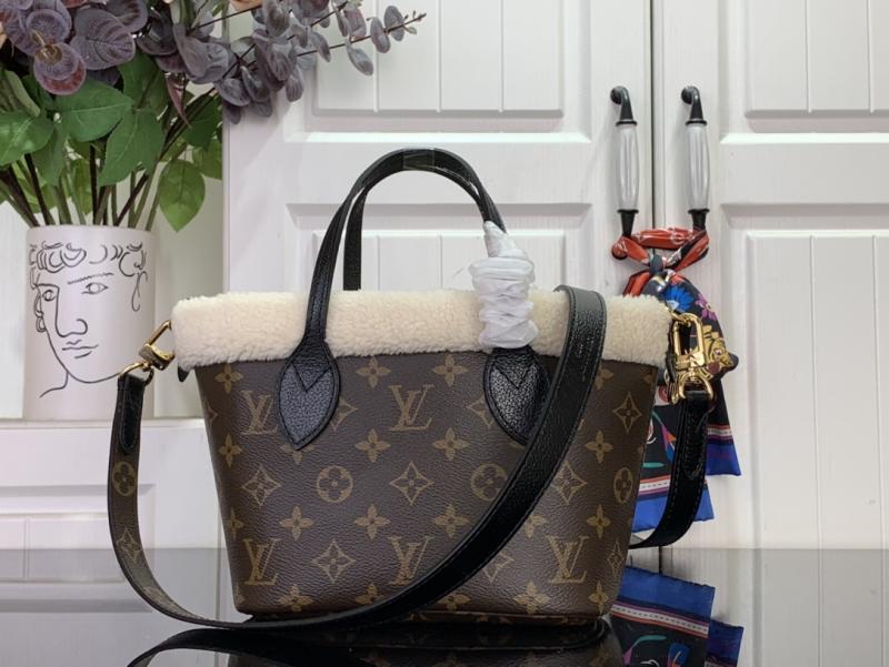 Louis Vuitton Neverfull Bandoulière Inside Out BB M26315