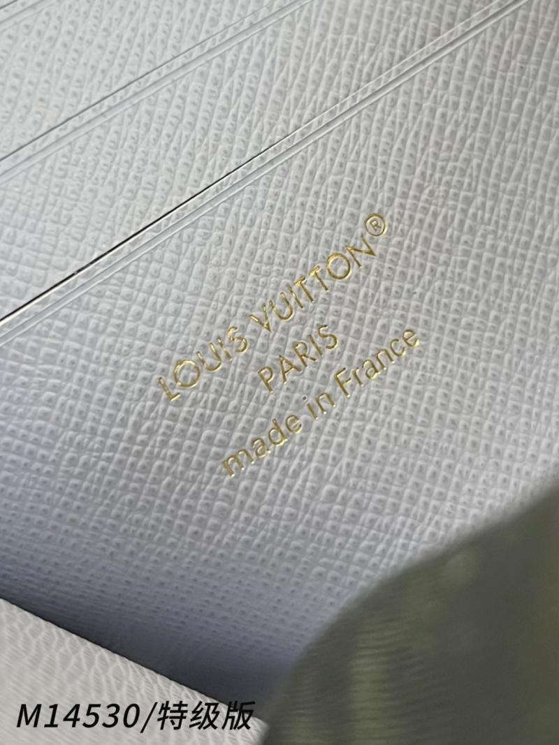 Louis Vuitton Noa Compact Wallet M14530