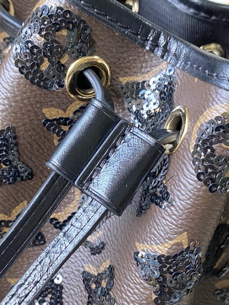 Louis Vuitton Noe BB M26284