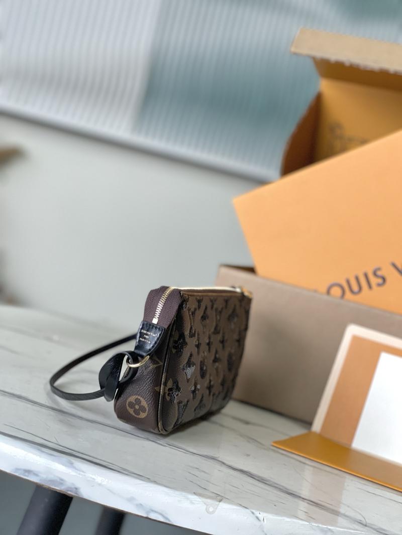 Louis Vuitton Pochette Accessoires M26473