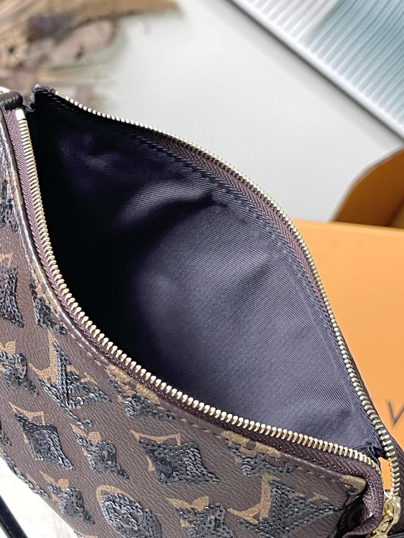 Louis Vuitton Pochette Accessoires M26473