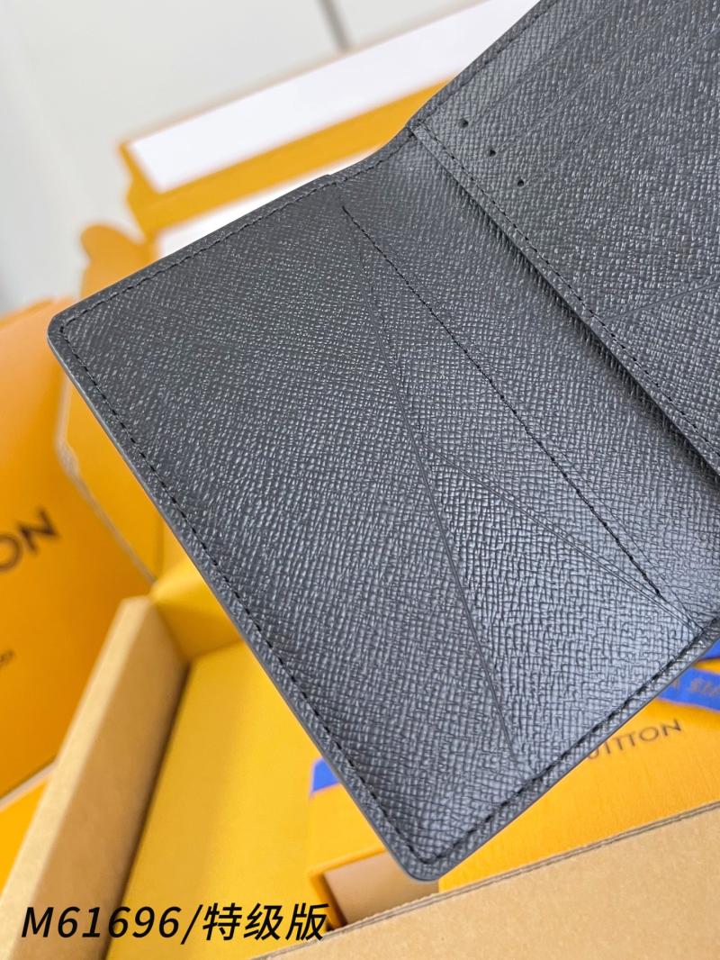 Louis Vuitton Pocket Organizer M61696