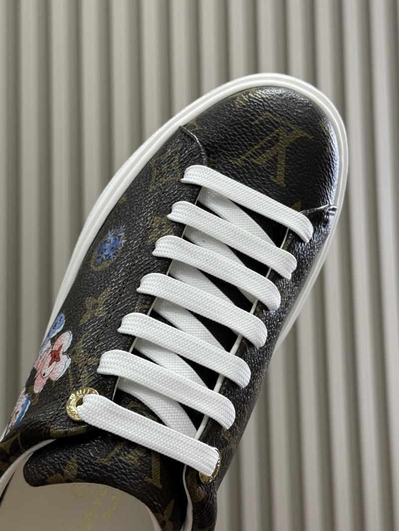 Louis Vuitton Sneakers DLS11101