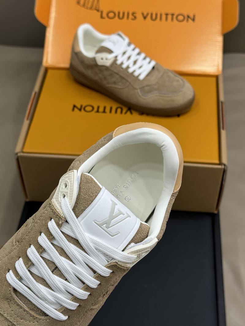 Louis Vuitton Sneakers DLS112501