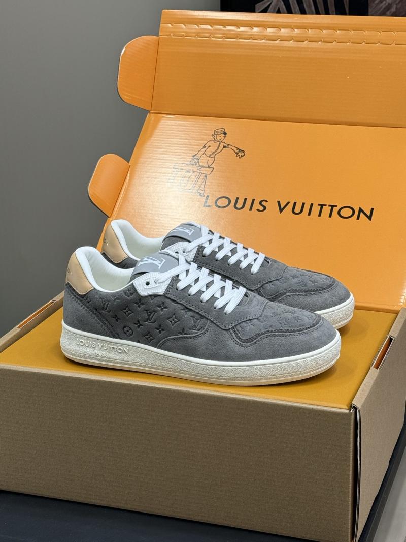 Louis Vuitton Sneakers DLS112502