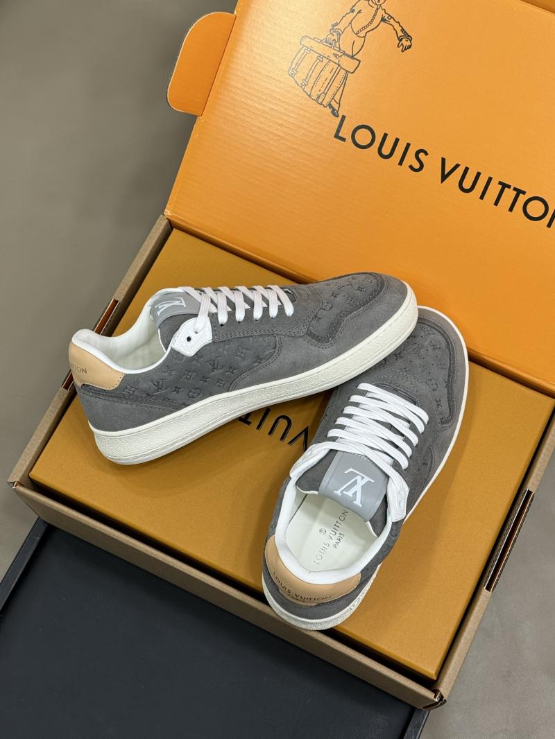 Louis Vuitton Sneakers DLS112502