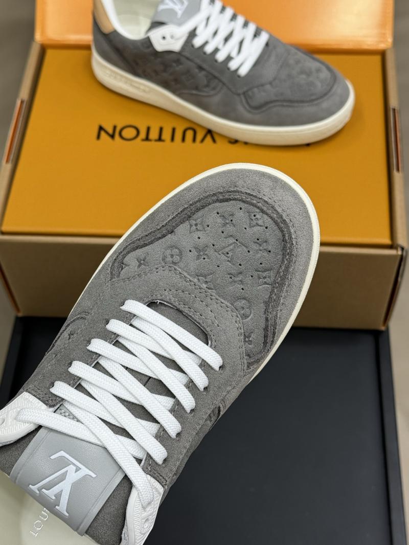 Louis Vuitton Sneakers DLS112502