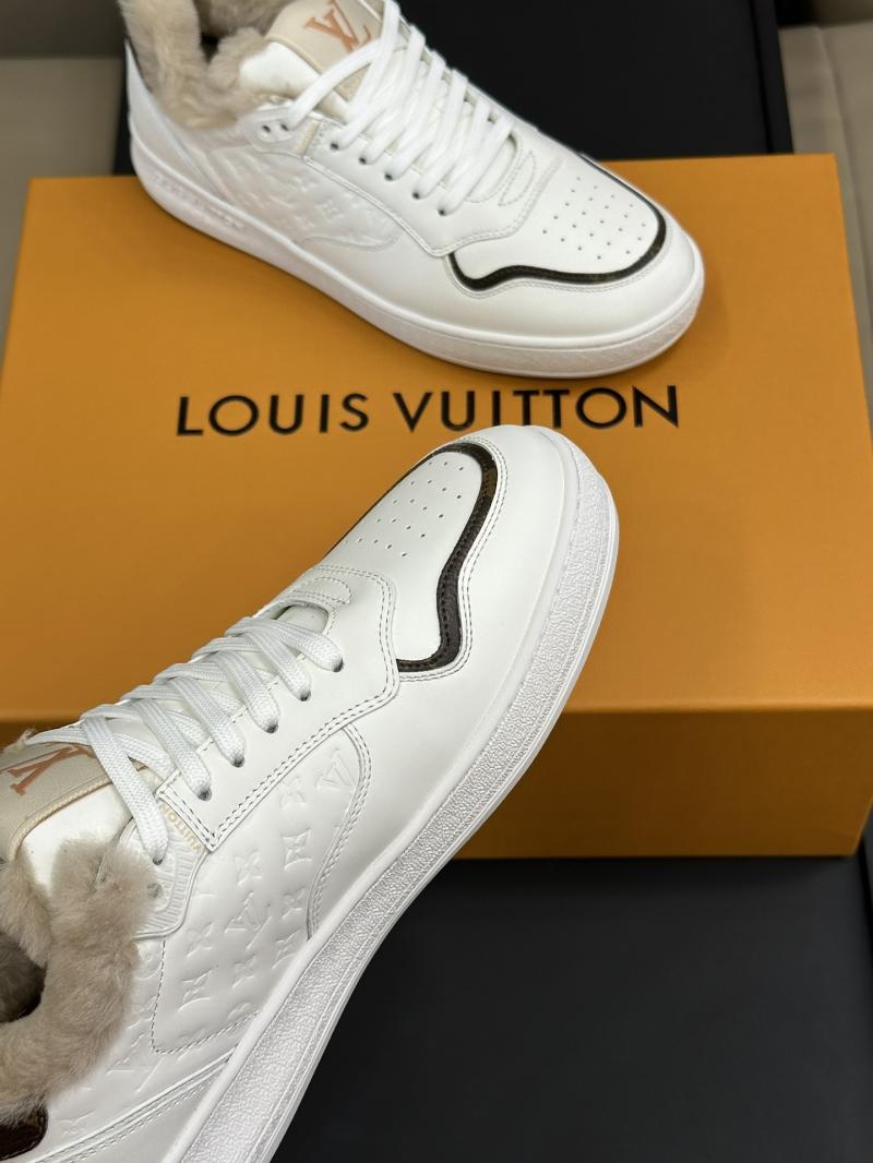 Louis Vuitton Sneakers DLS112504