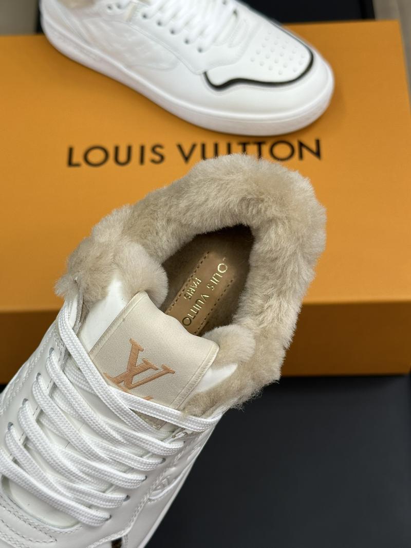 Louis Vuitton Sneakers DLS112504