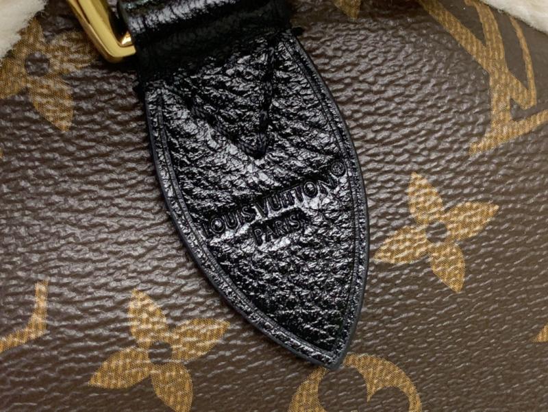 Louis Vuitton Speedy Soft 30 Teddy M26326