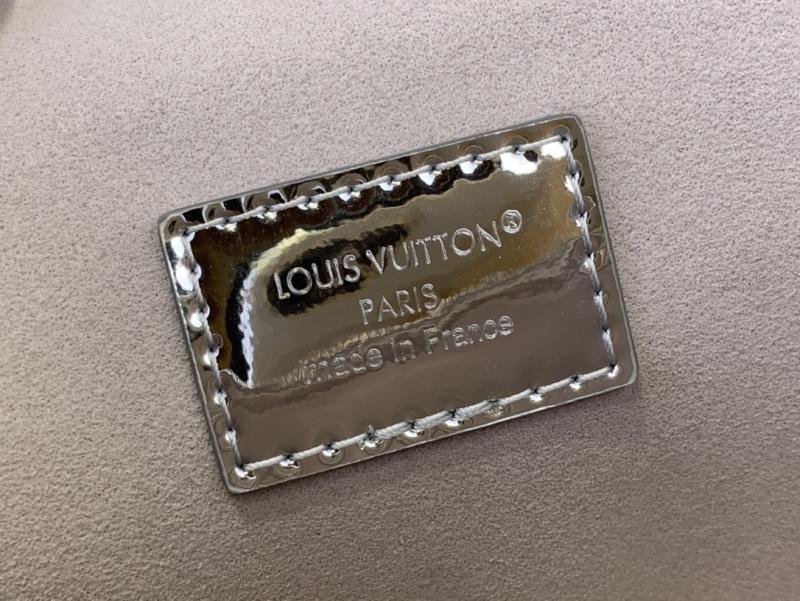 Louis Vuitton Vanity Chain Pouch M26097