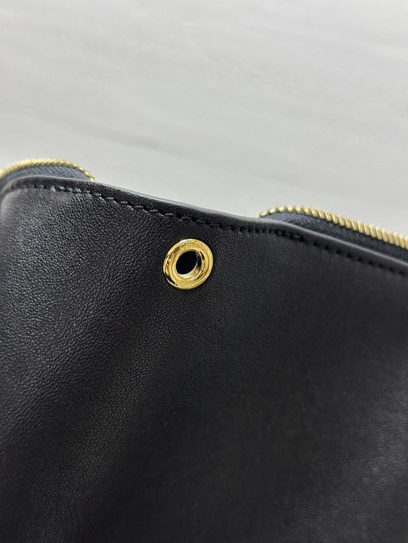 Medium Smiling New Luggage Black 123693