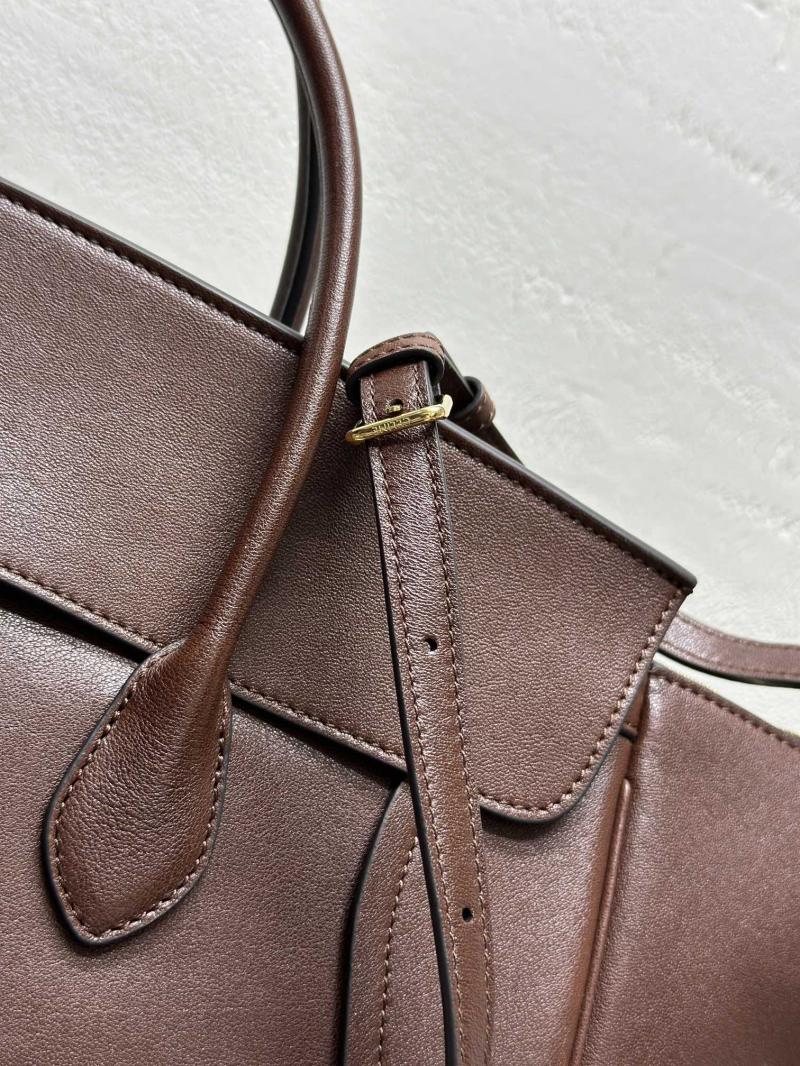 Medium Smiling New Luggage Dark Brown 123693