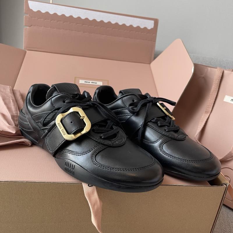 Miu Miu Sneakers DMS11101