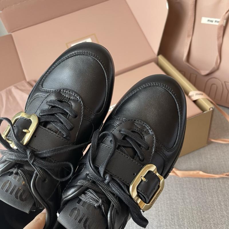 Miu Miu Sneakers DMS11101
