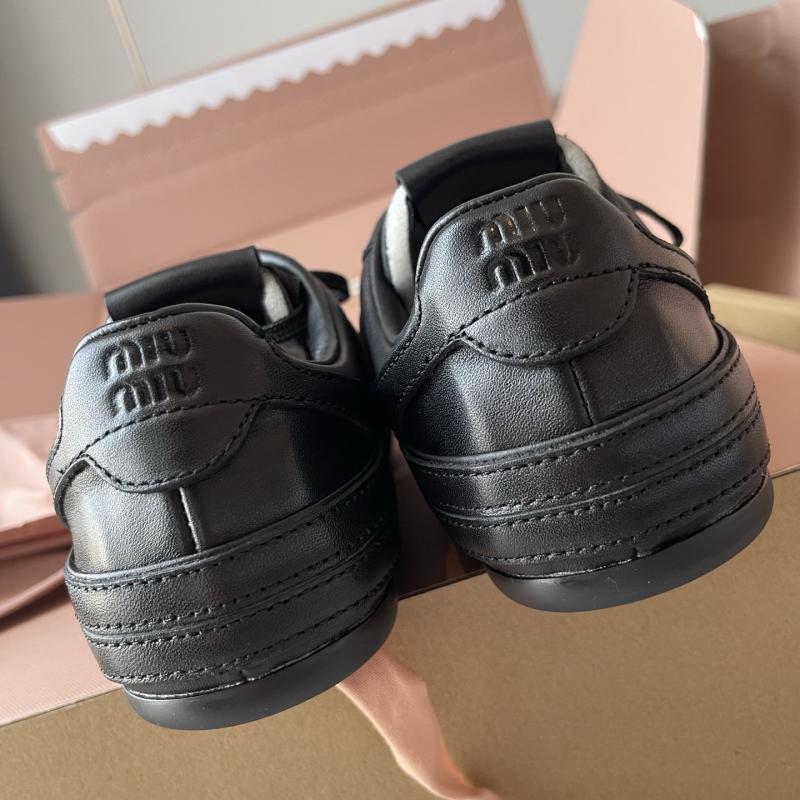 Miu Miu Sneakers DMS11101