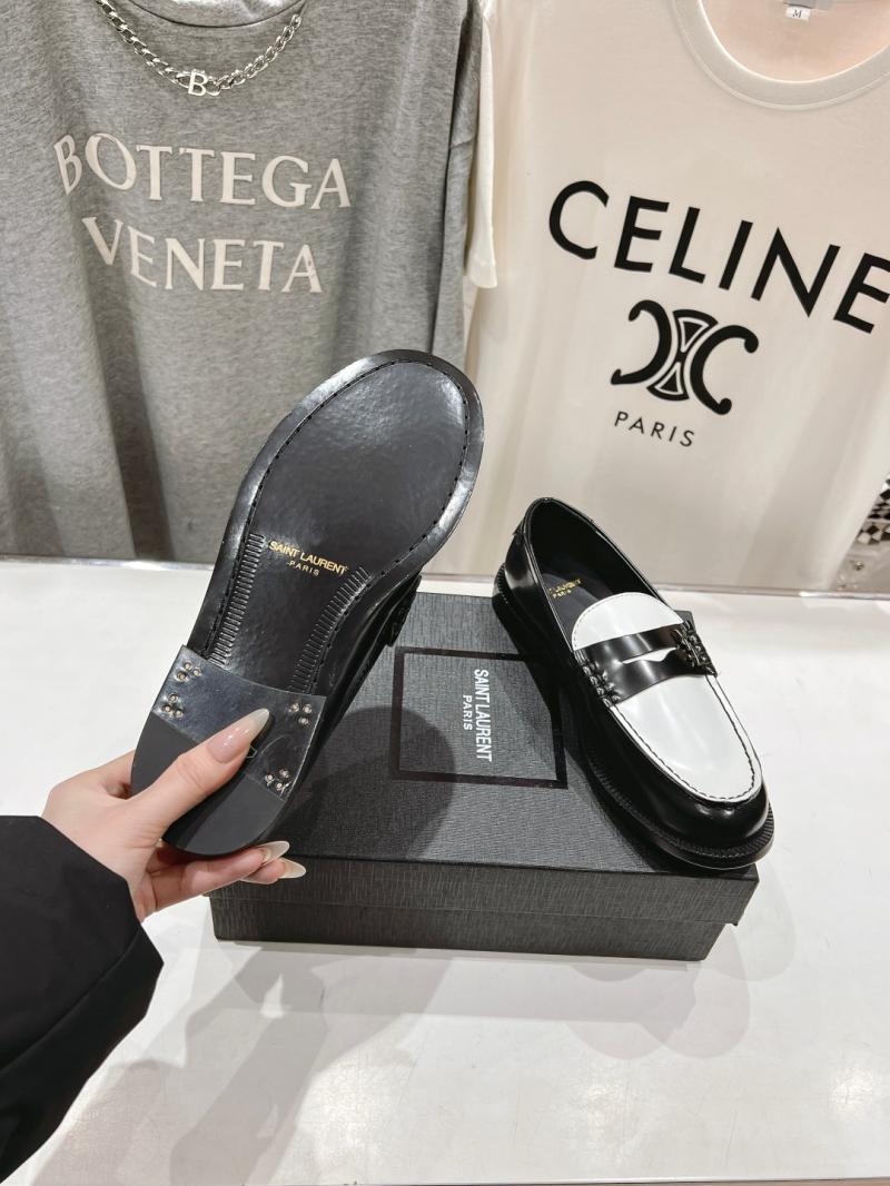Saint Laurent Loafers DSL111801