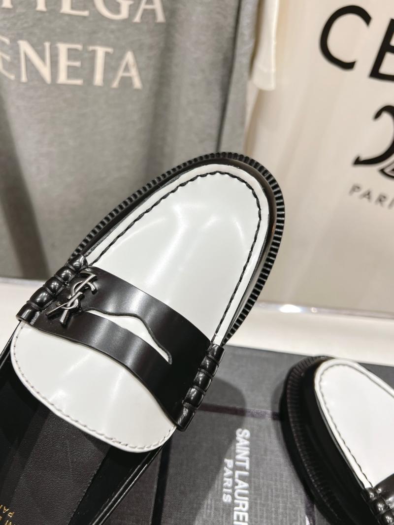 Saint Laurent Loafers DSL111801