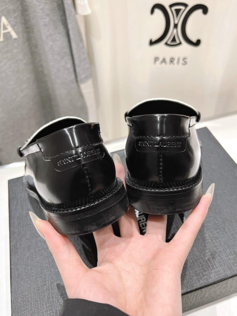 Saint Laurent Loafers DSL111801