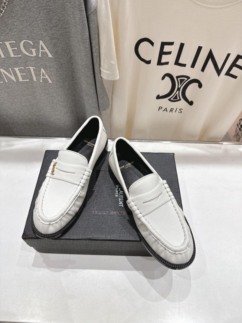 Saint Laurent Loafers DSL111804