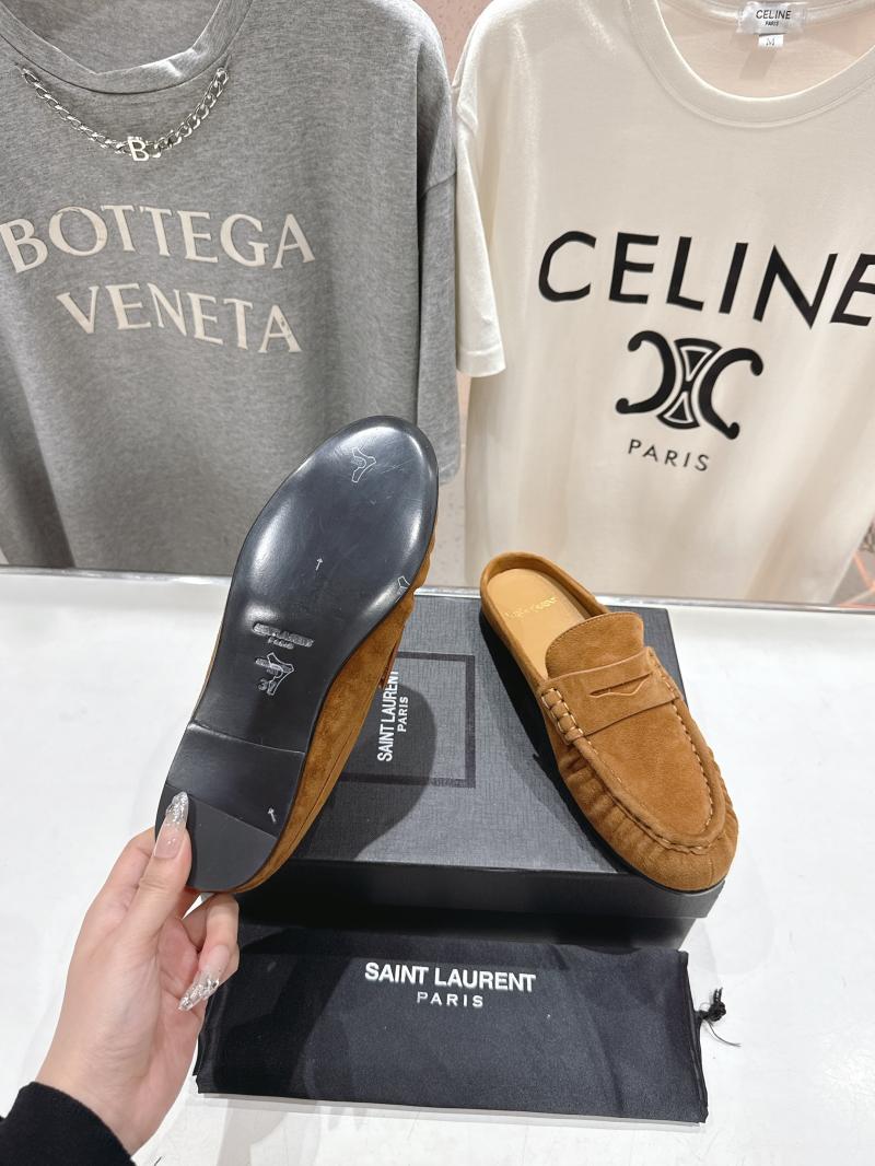 Saint Laurent Slippers DSS111801