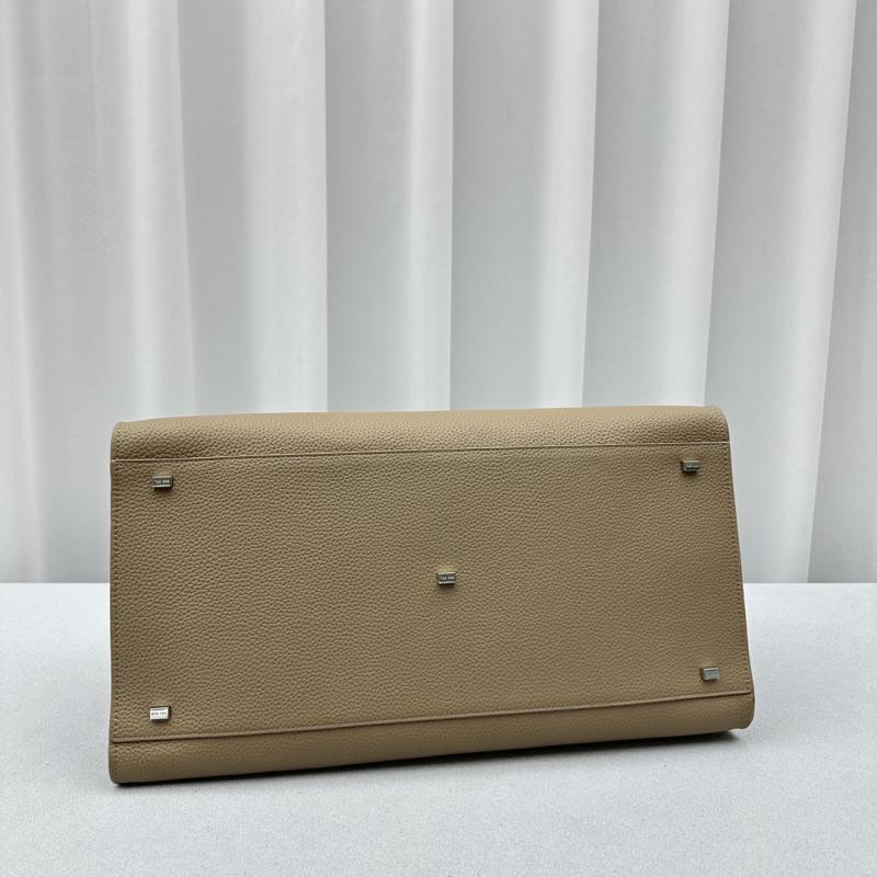 The Row Grain Leather Margaux 15 Bag Grey T1831