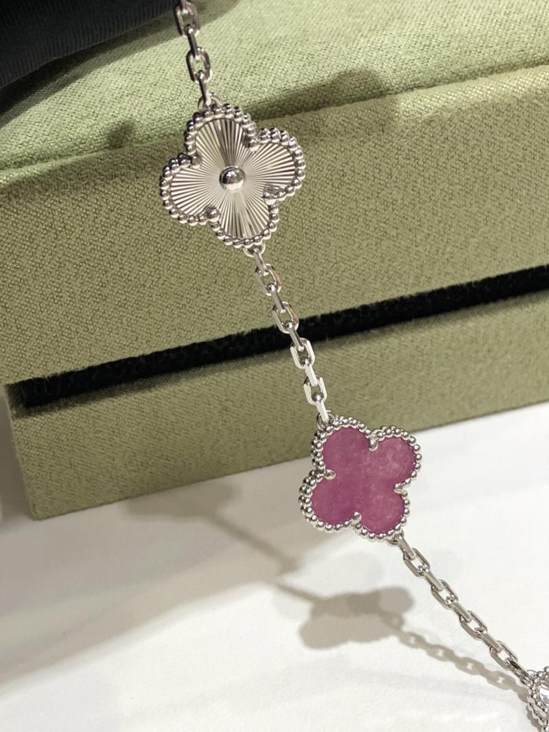 VCA Bracelet YVB102601