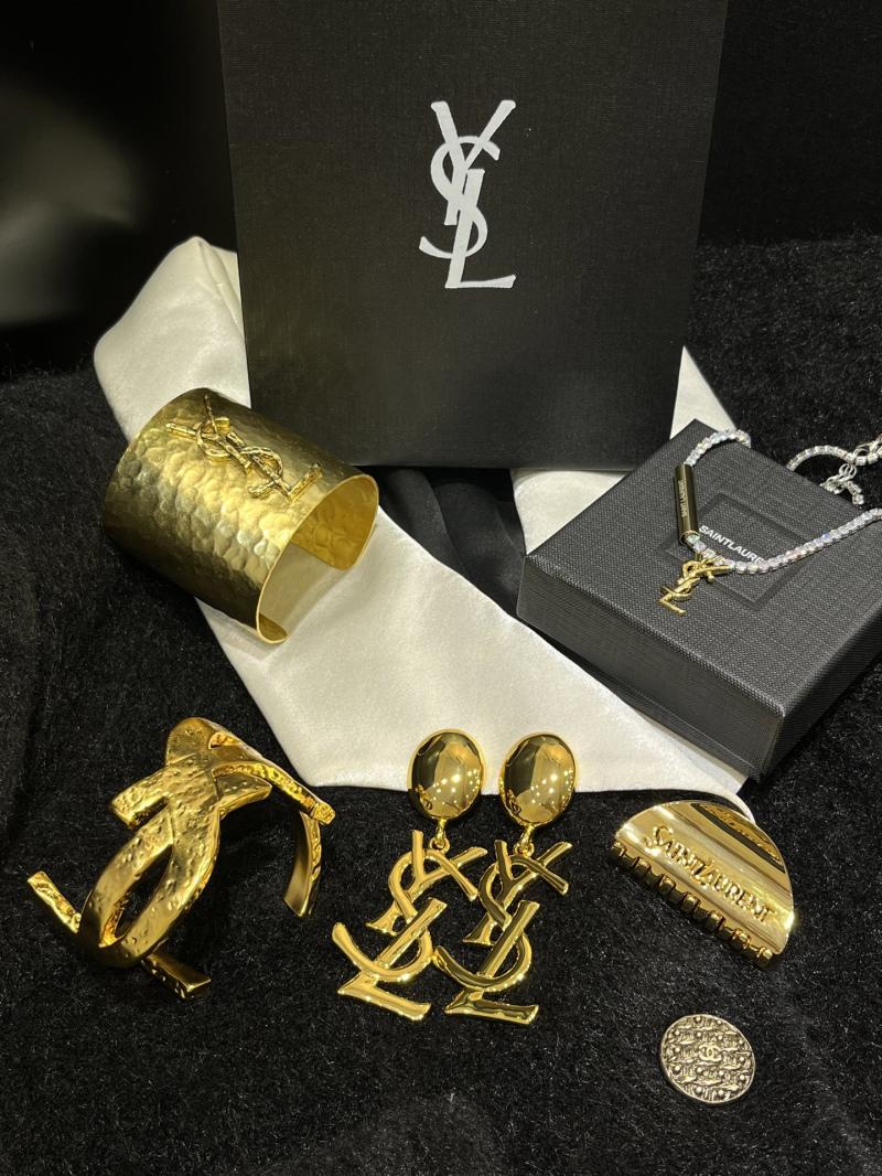 YSL Earrings YYE102601