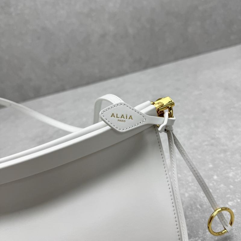 Alaia Le Click Eest West Medium Bag White M4490