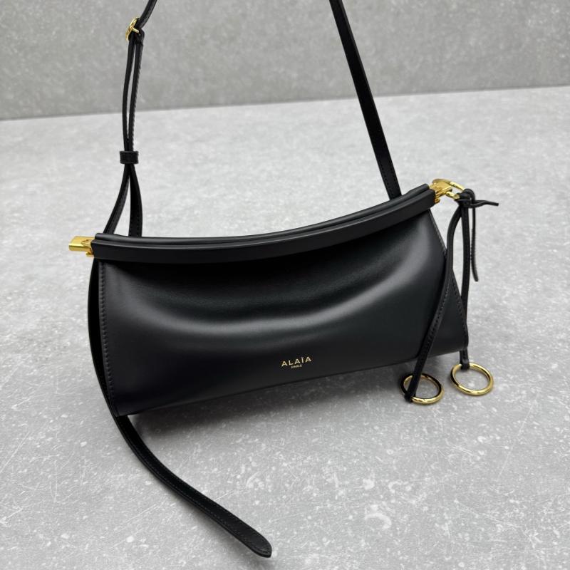 Alaia Le Click East West Small Bag Black A4490