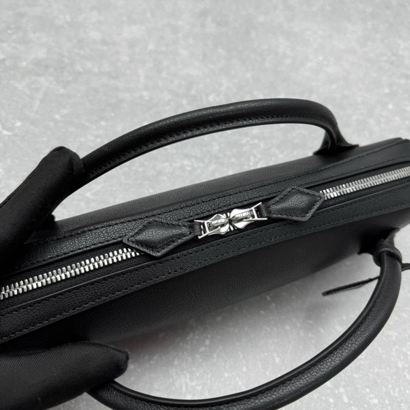 Alaia Le Teckel textured-leather Tote Black AL4499