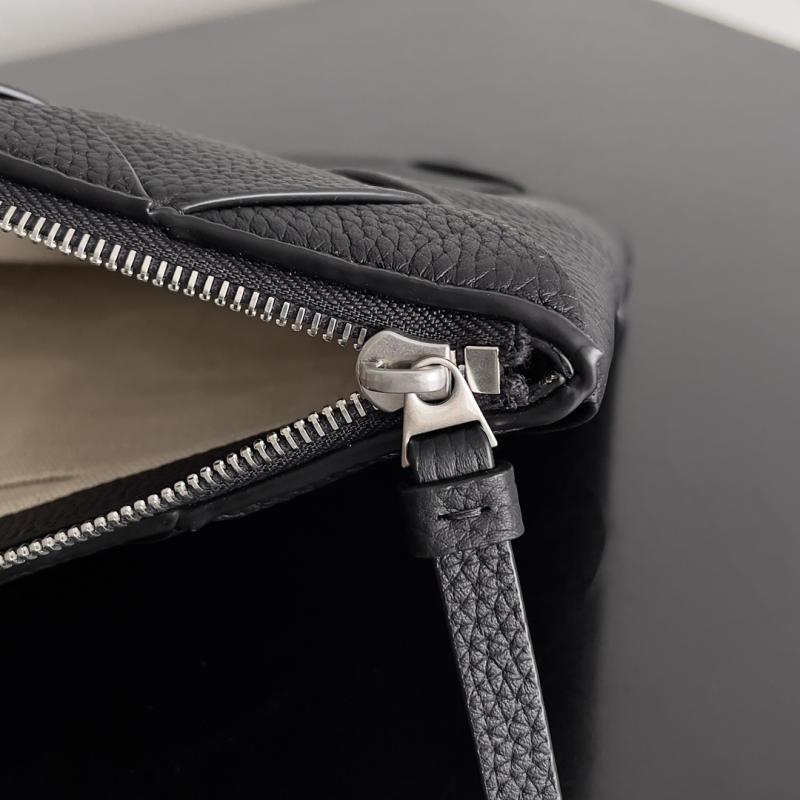 Bottega Veneta Diago Large Pouch Black 795632