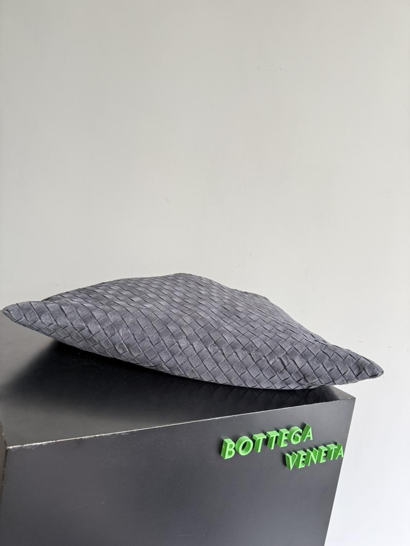 Bottega Veneta Suede Large Hop Graphite 763970