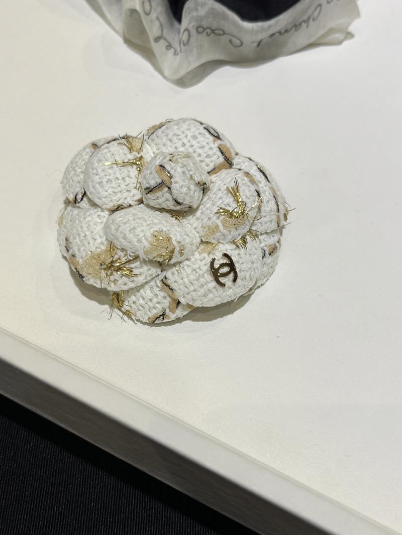 Chanel Brooch YCB120201