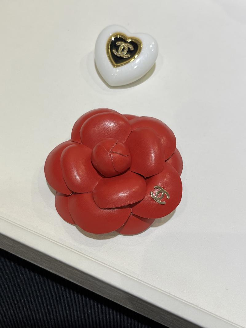 Chanel Brooch YCB120202