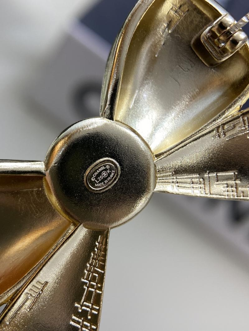 Chanel Brooch YCJ120702