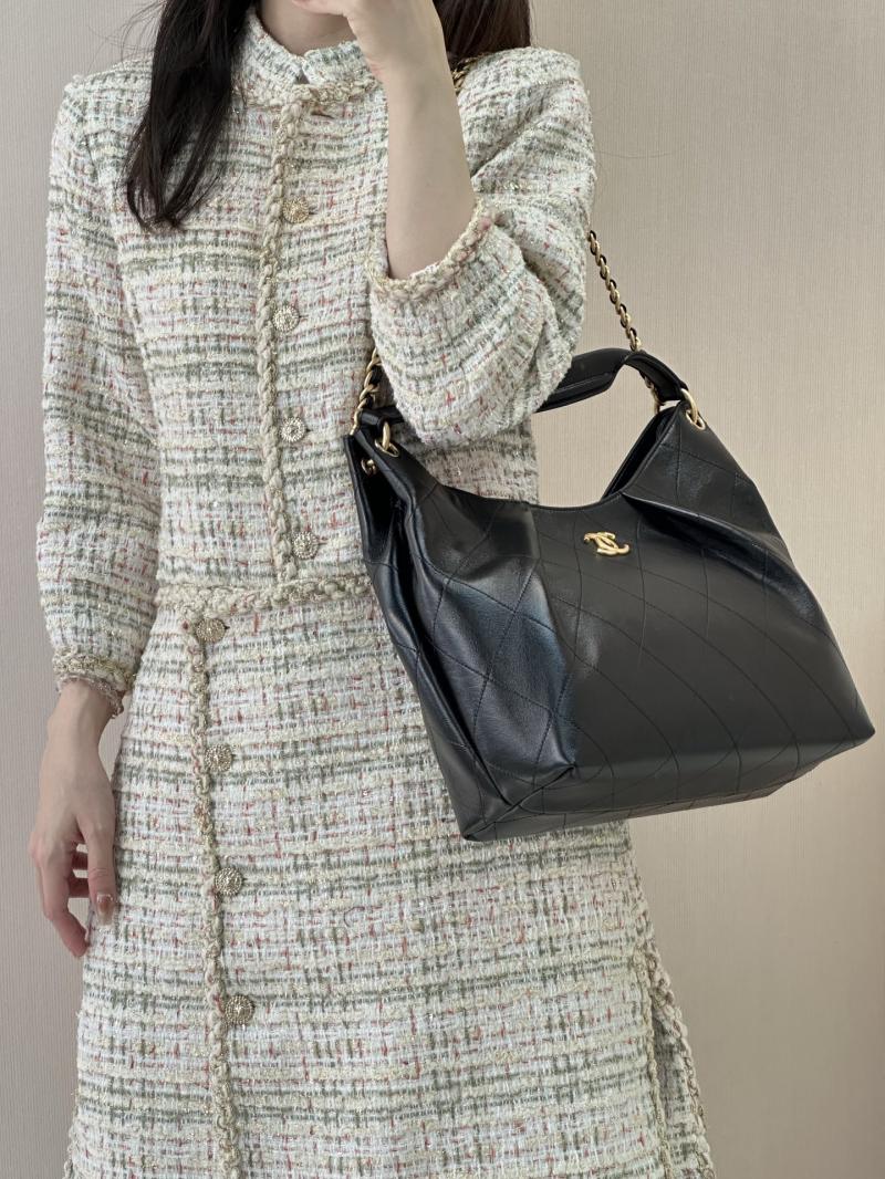 Chanel Calfskin Large Hobo Bag Black AS5978