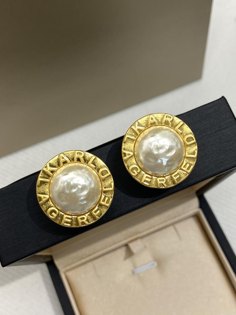 Chanel Earrings YCR120605