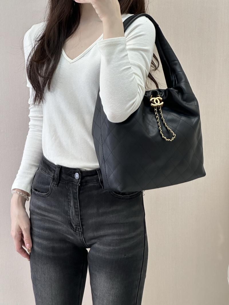 Chanel Large Hobo Bag Black AS5967