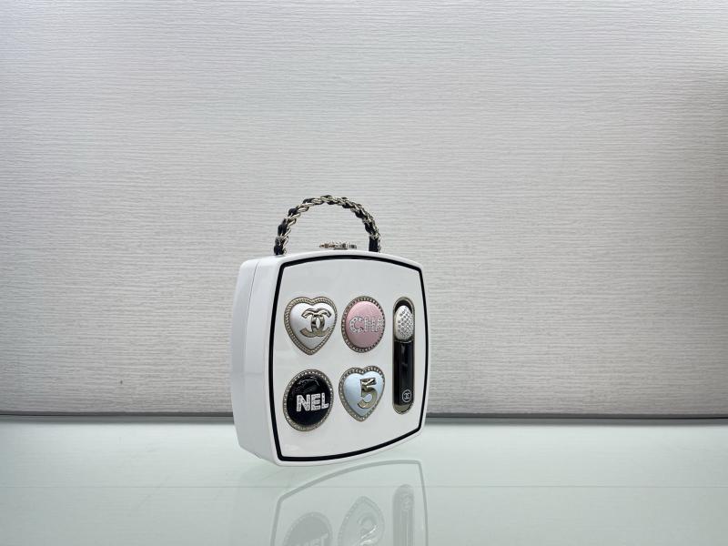 Chanel Makeup Palette Minaudiere White AS5652